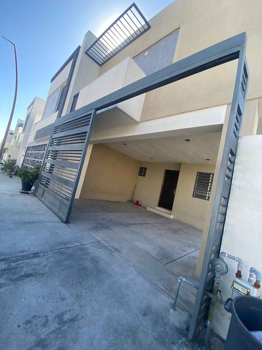 Casa à Venda Almería, Apodaca, foto 1 de 15