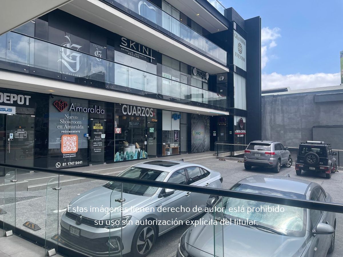 1 de 19: Local en Renta en Plaza Comercial Av Garza Sada