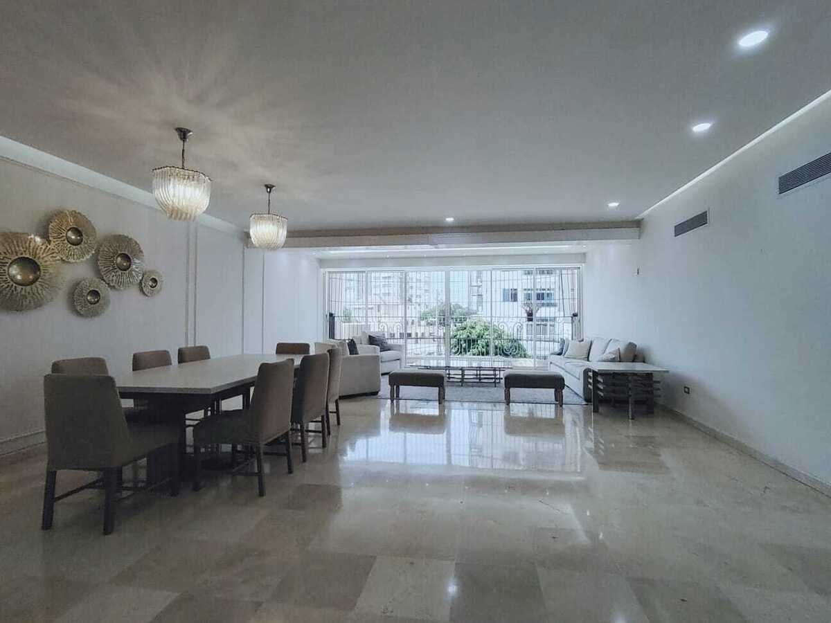 1 de 14: Sala Comedor Balcon