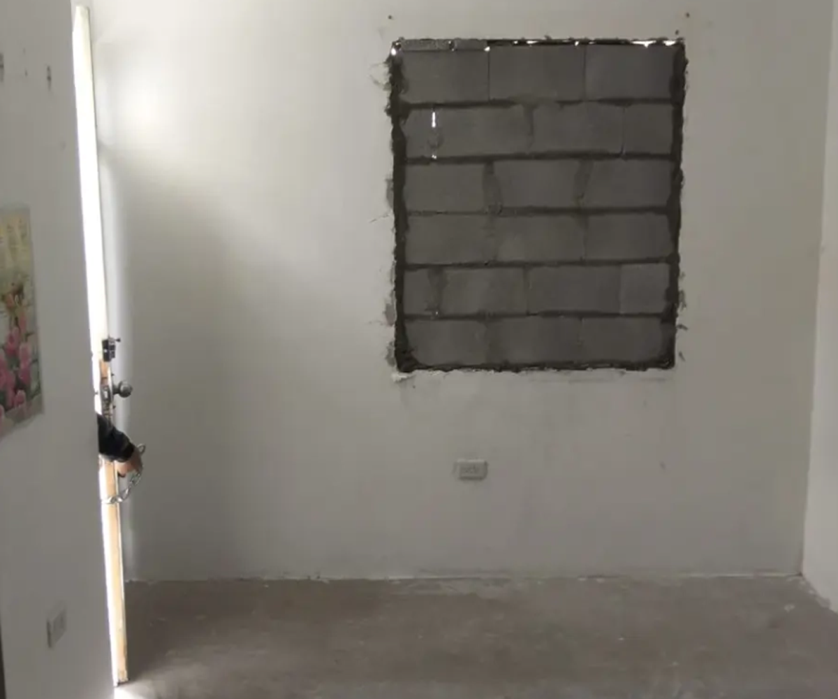 4 of 10