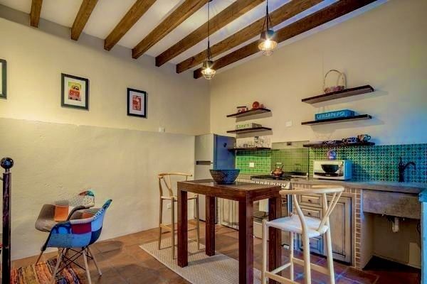 25 de 48: Cocina Casita