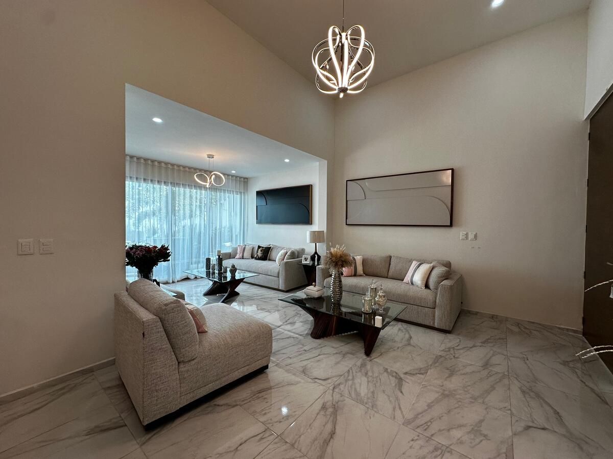 Casa de lujo en VENTA en Dzitya seminueva.