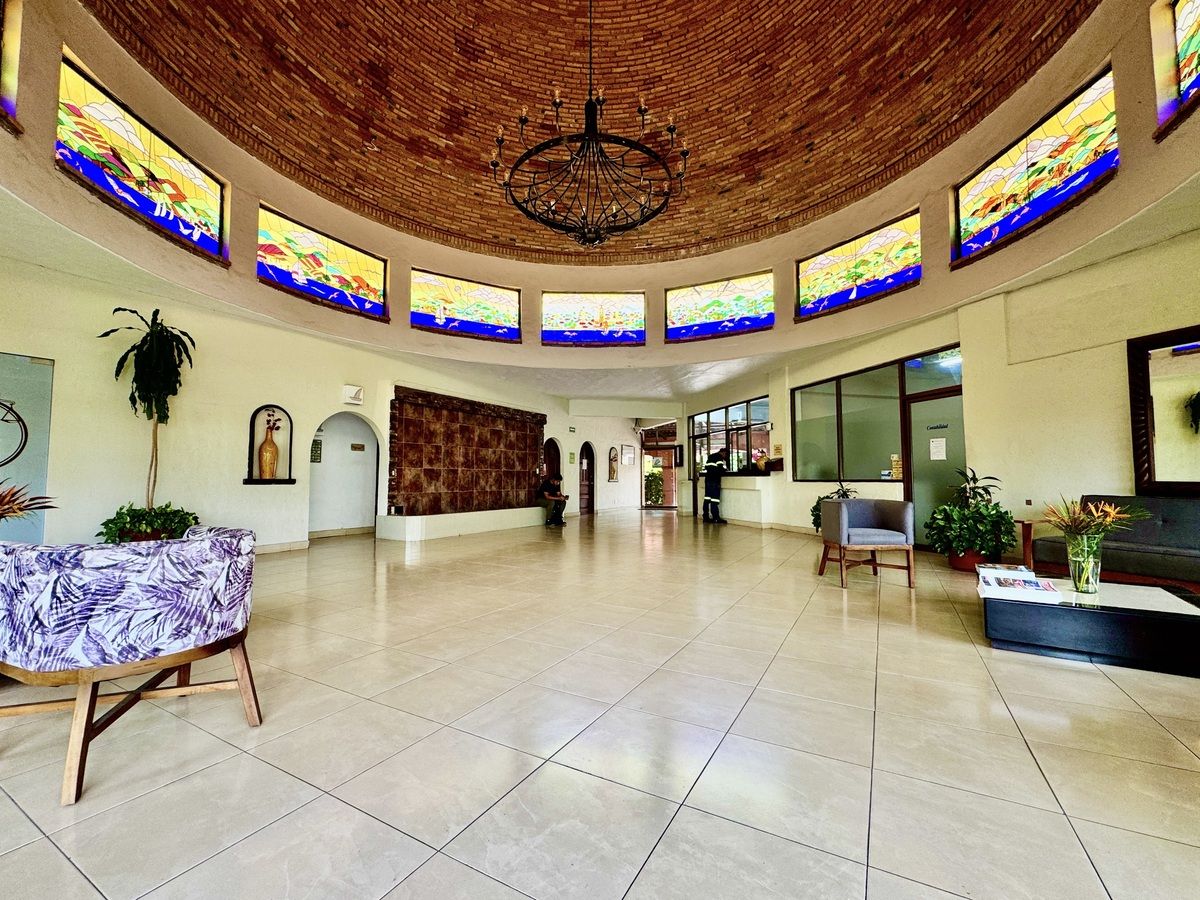 1 de 28: Lobby
