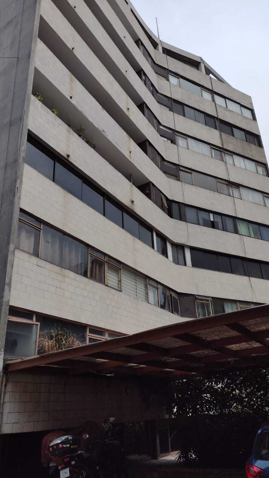 2 de 8