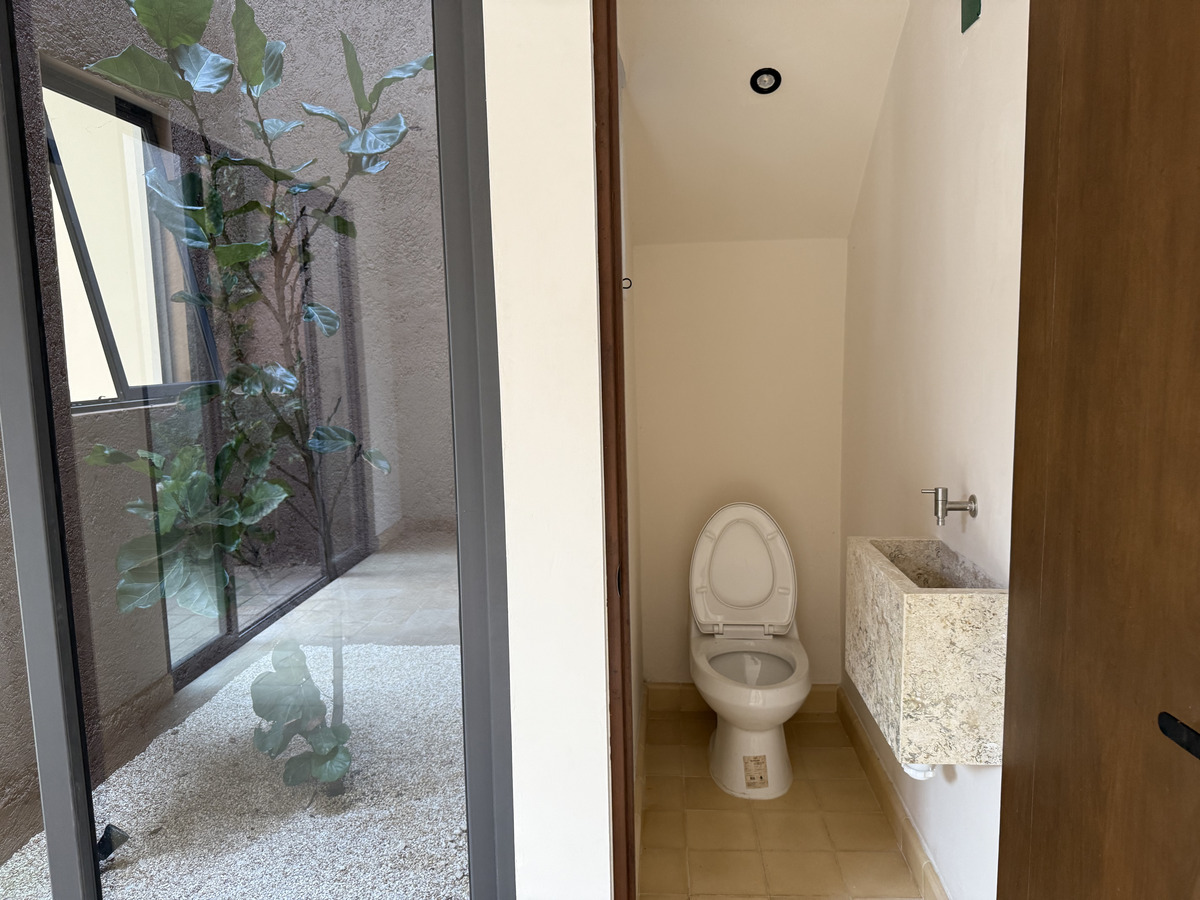 7 de 23: Medio baño