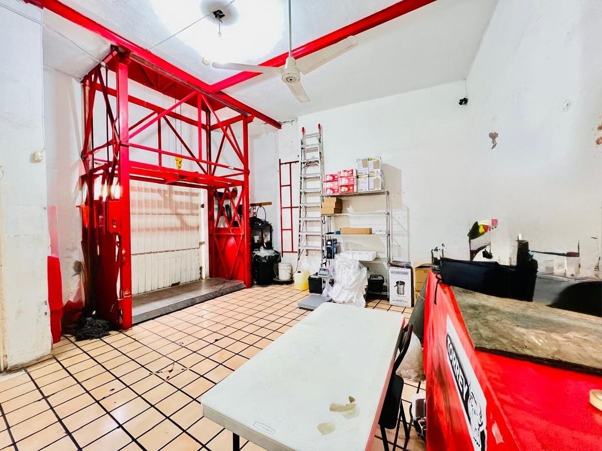 6 de 8: elevador-de uso rudo