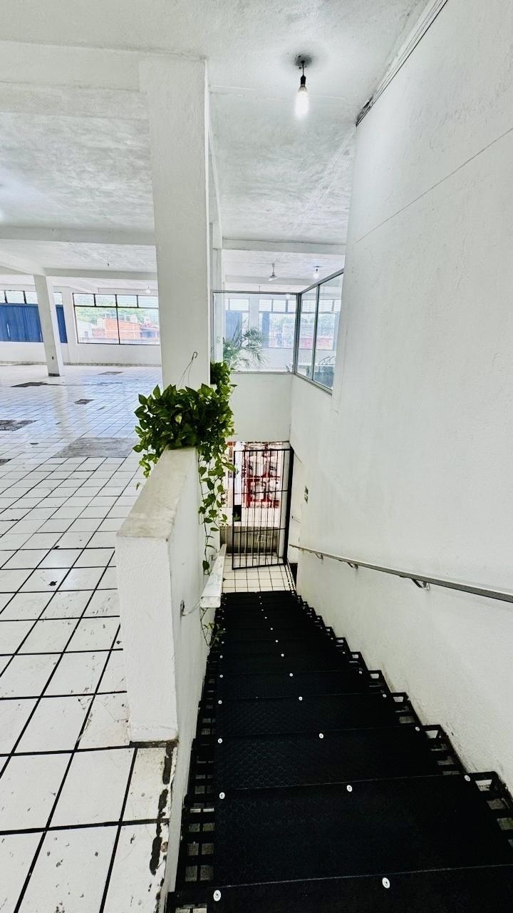 12 de 18