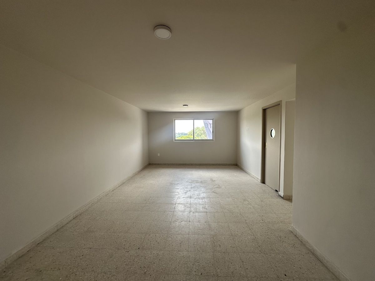 2 de 7: Sala Comedor