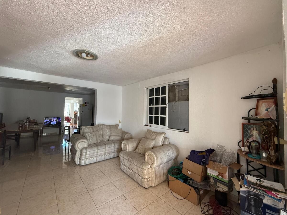 5 de 23: Sala