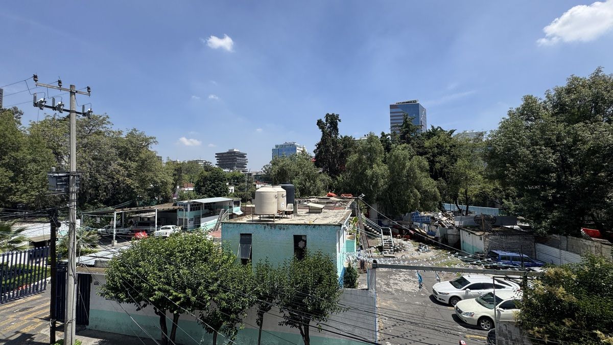 Terreno en venta en Lomas de Chapultepec - a unos pasos de Prado Norte - foto 2
