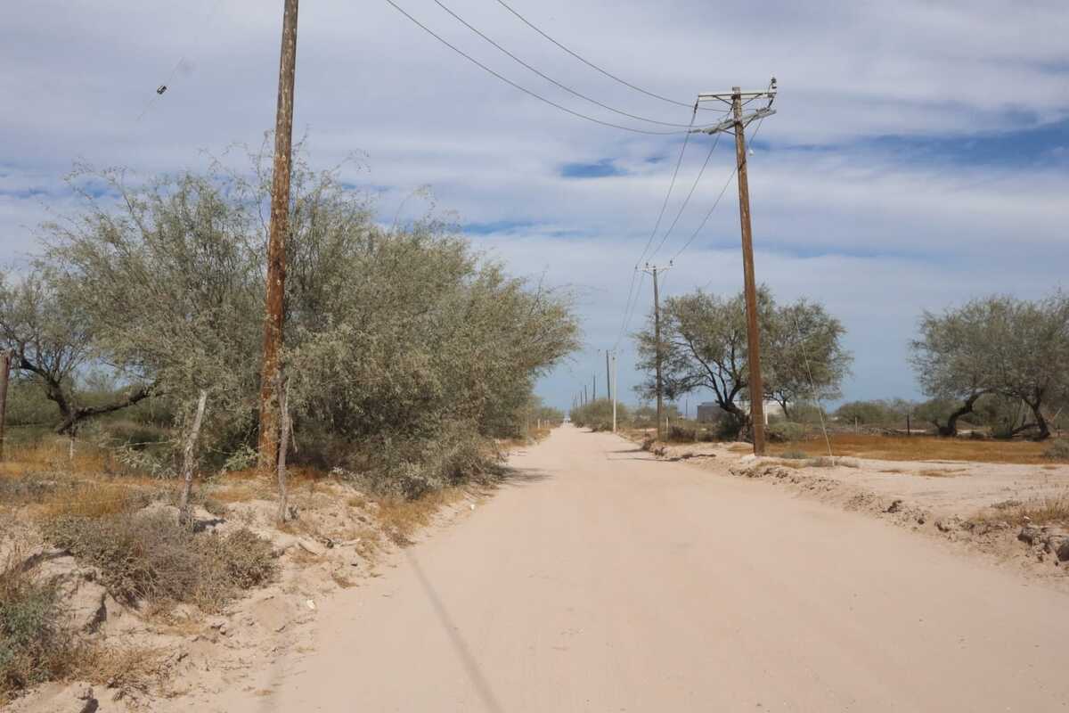 4 de 7: ACCESO CAMINO AL LOTE