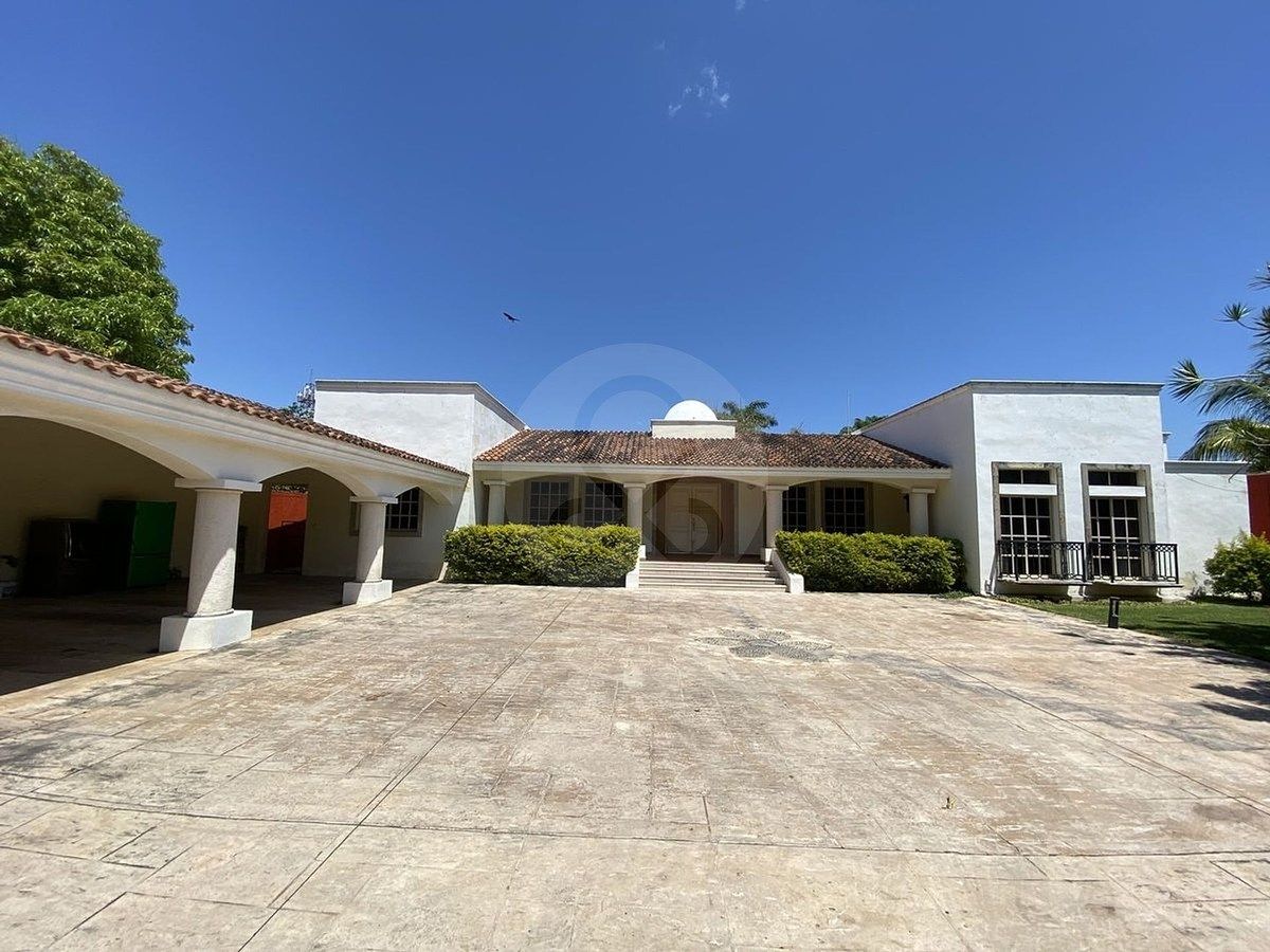 Venta de Casa con grandes dimensiones de 4 Habitaciones en Cholul - foto 4