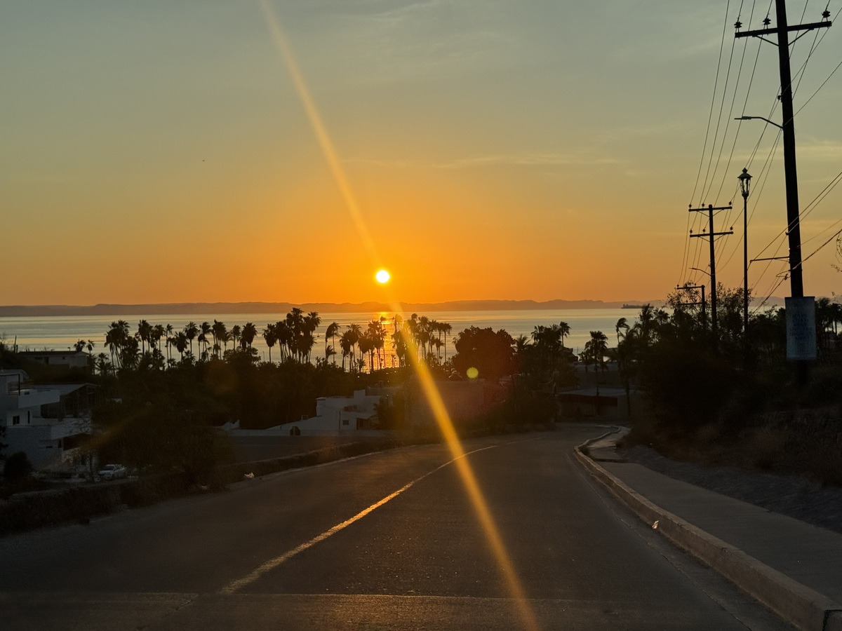 28 de 44: carretera rumbo al malecón