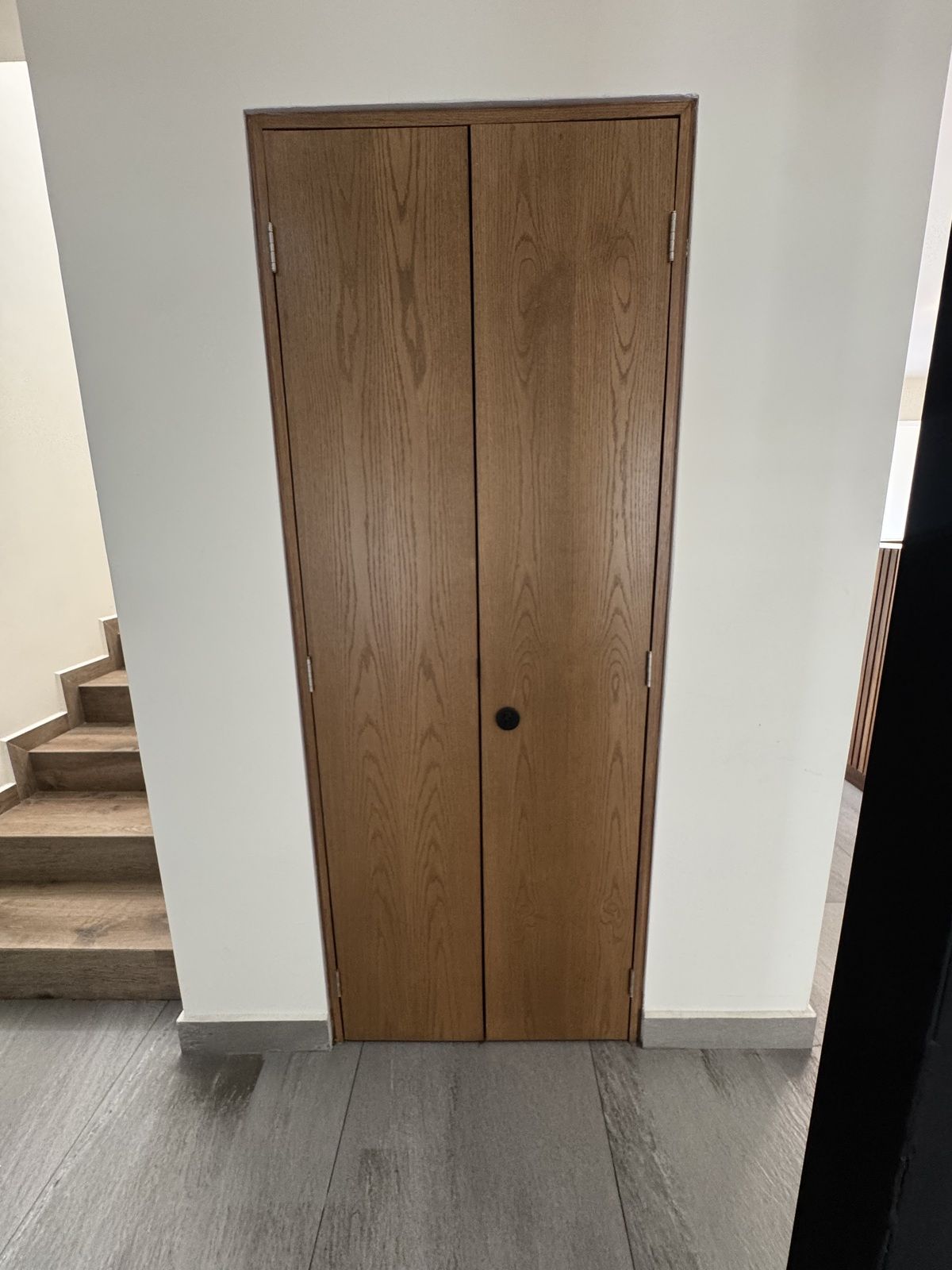 5 de 14: Distribuidor, acceso a escaleras