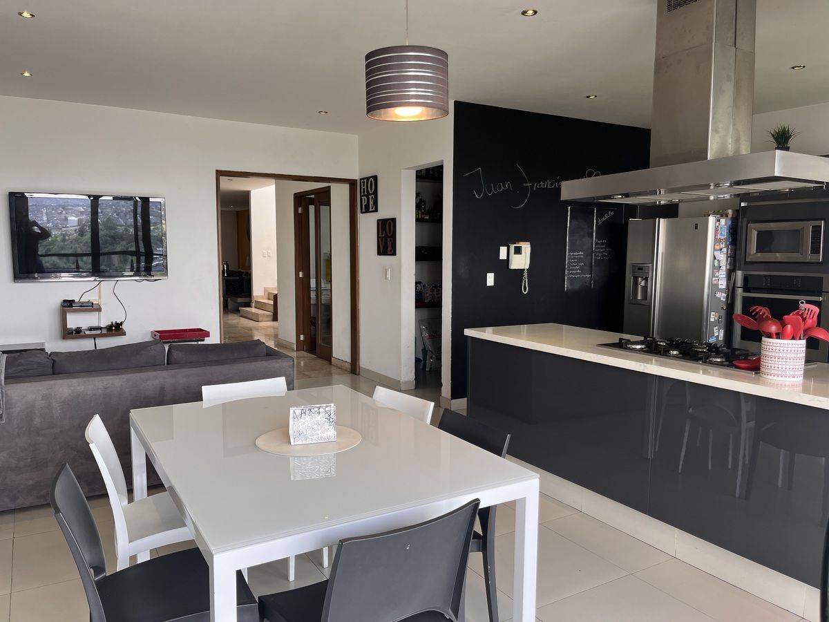 2 de 26: Family, Antecomedor y Cocina unidos