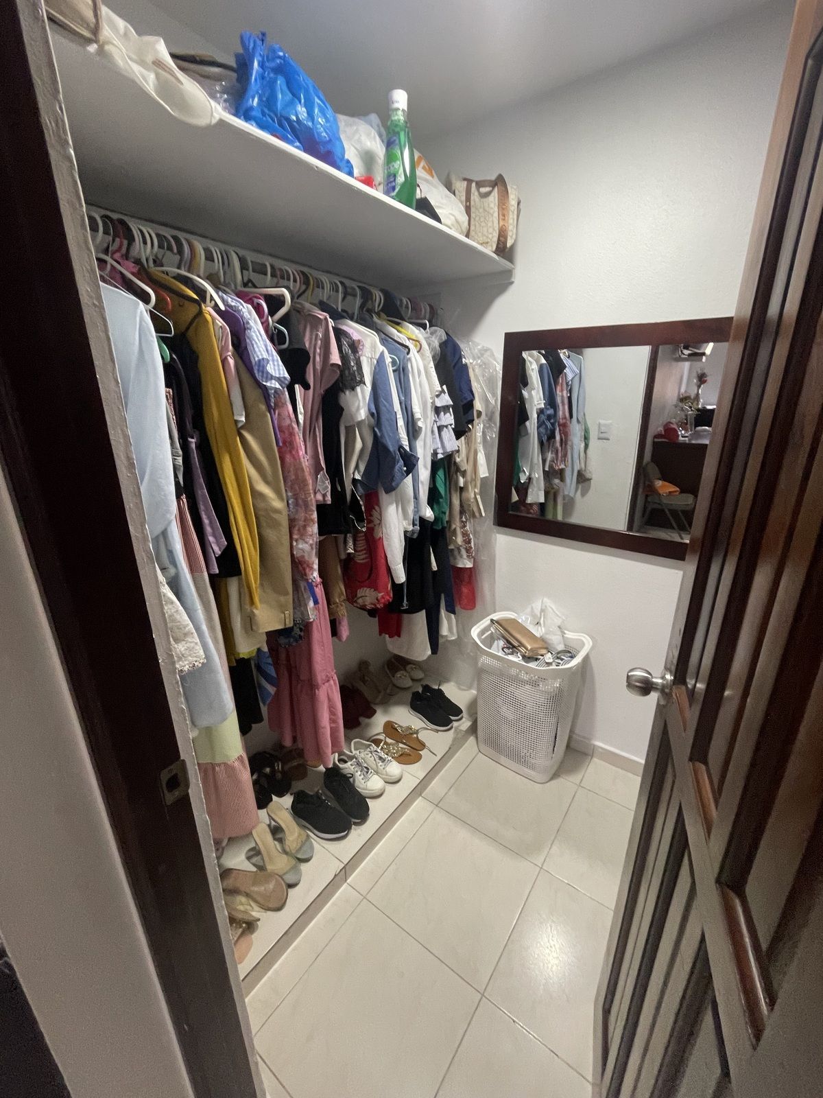 11 de 18: Walk in closet de la principal