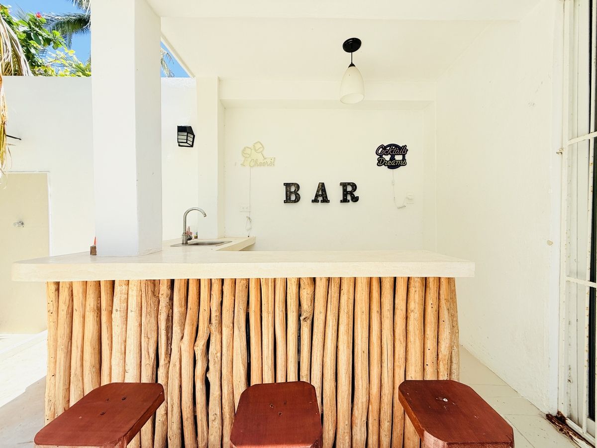7 de 12: Bar
