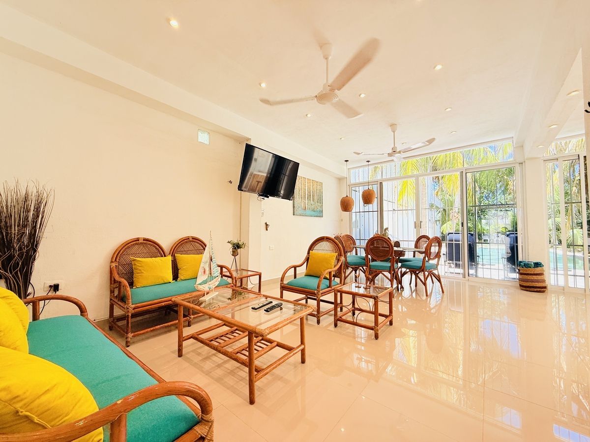 2 de 12: Sala
