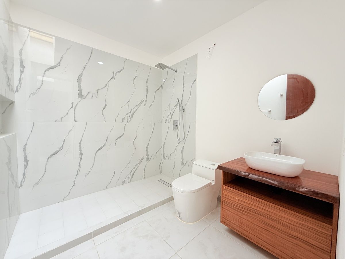 8 de 11: Baño, Habitación Principal