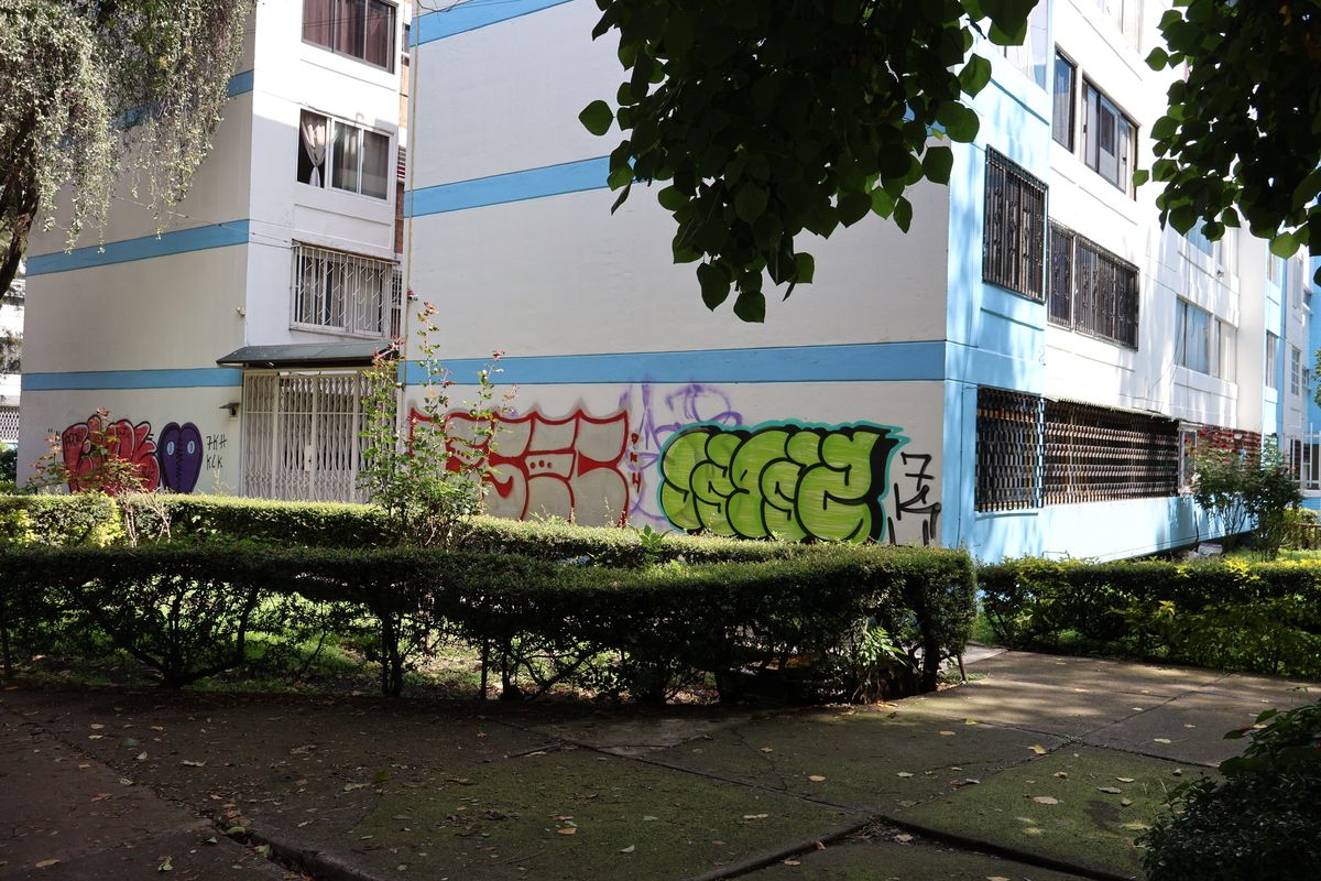 4 de 34