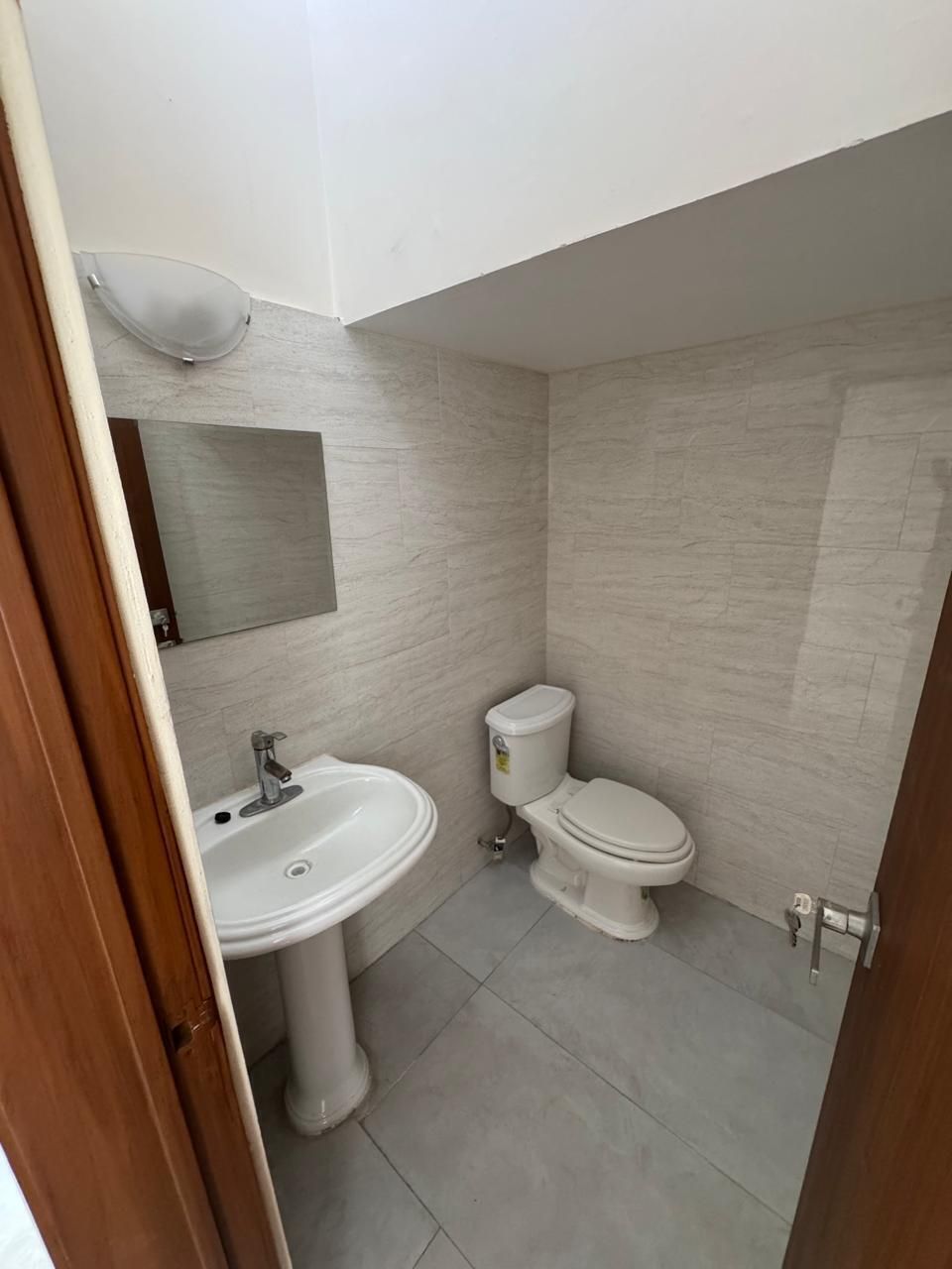 BAÑO VISITAS, foto 12 de 30