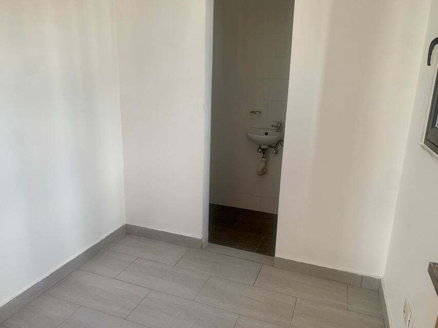 13 de 19