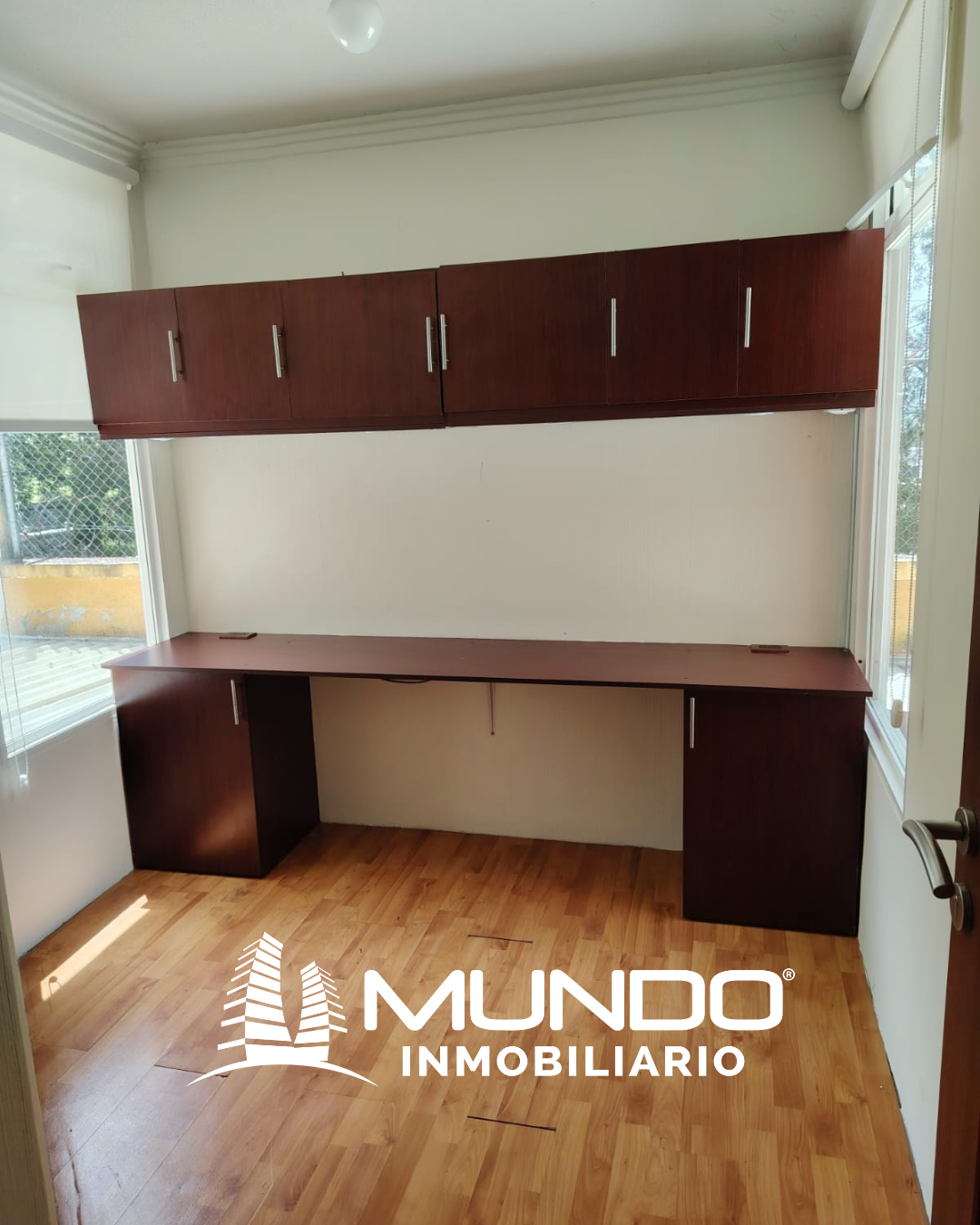 15 de 21: Ambiente que aplica como estudio incluido mueble
