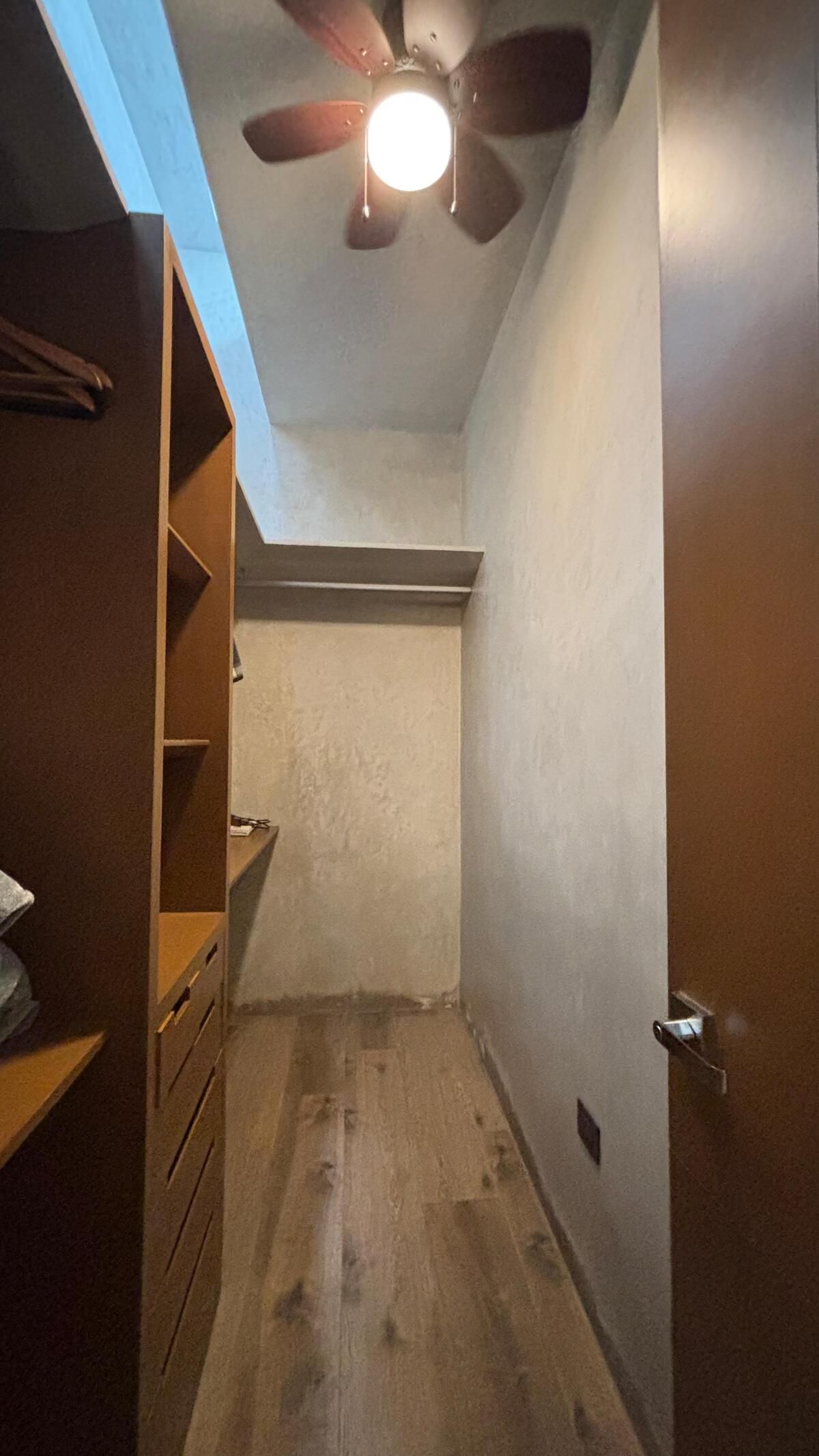 18 de 36: closet recámara secundaria