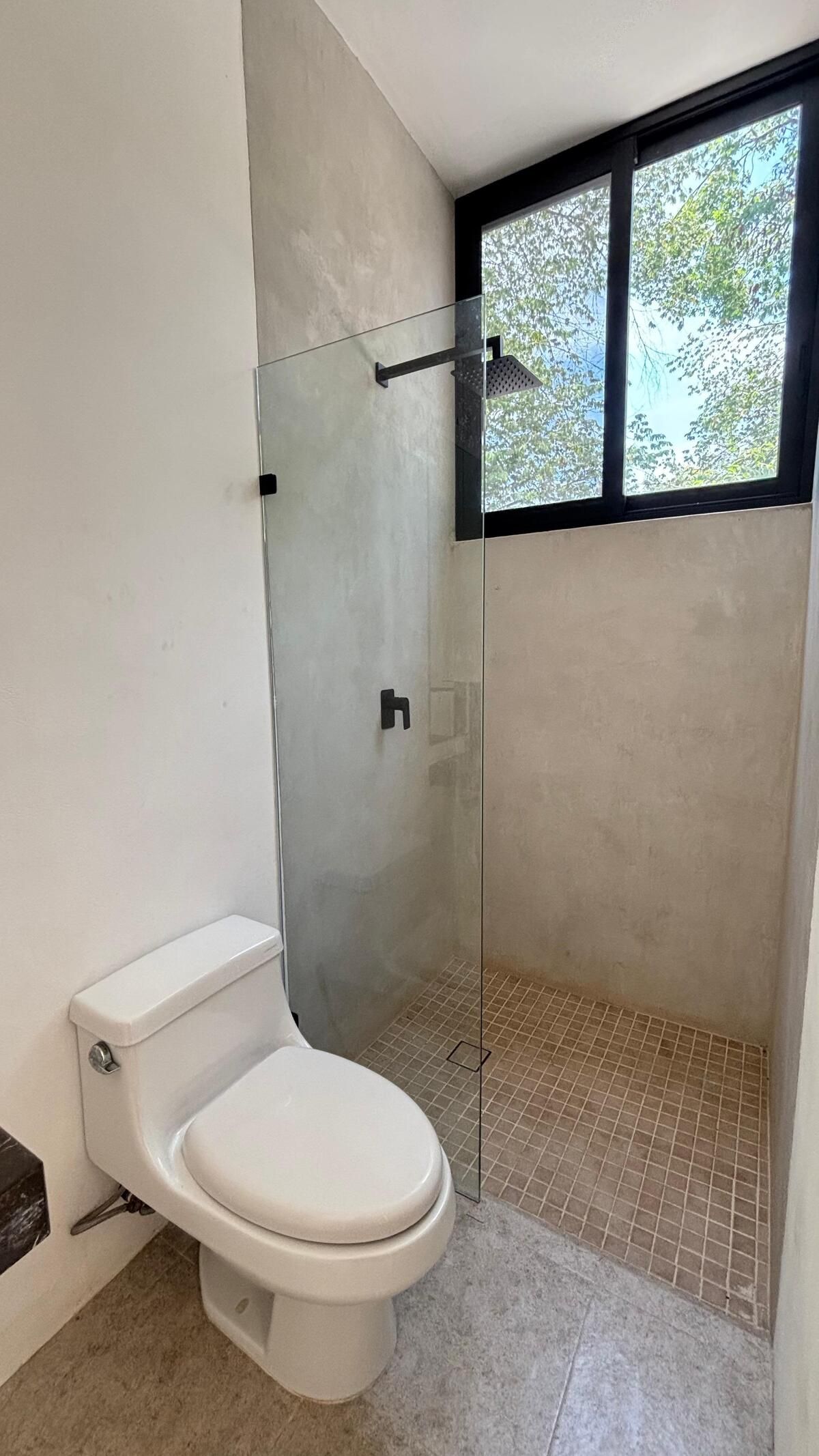 36 de 36: baño de servicio