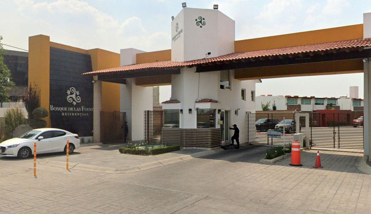 1 de 8: Acceso controlado // seguridad