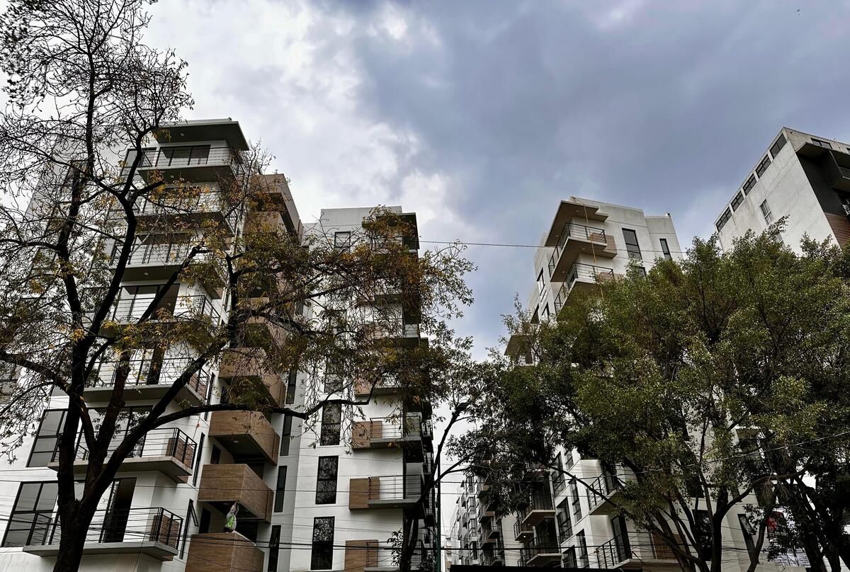 2 de 18: Fachada exterior