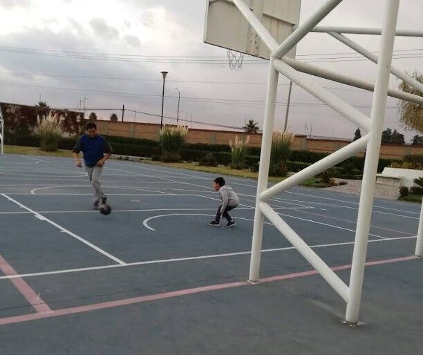 6 of 8: Áreas deportivas