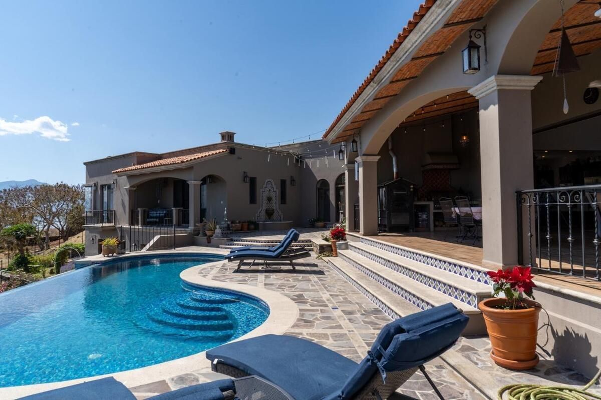 2 de 38: Casa en Venta en Chapala Alberca