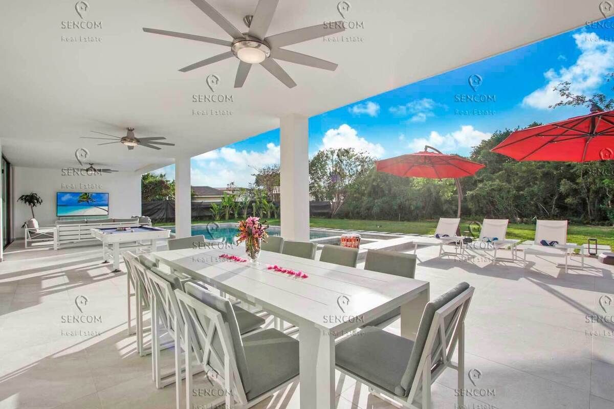 2 de 40: Villa en Cap Cana en venta 1