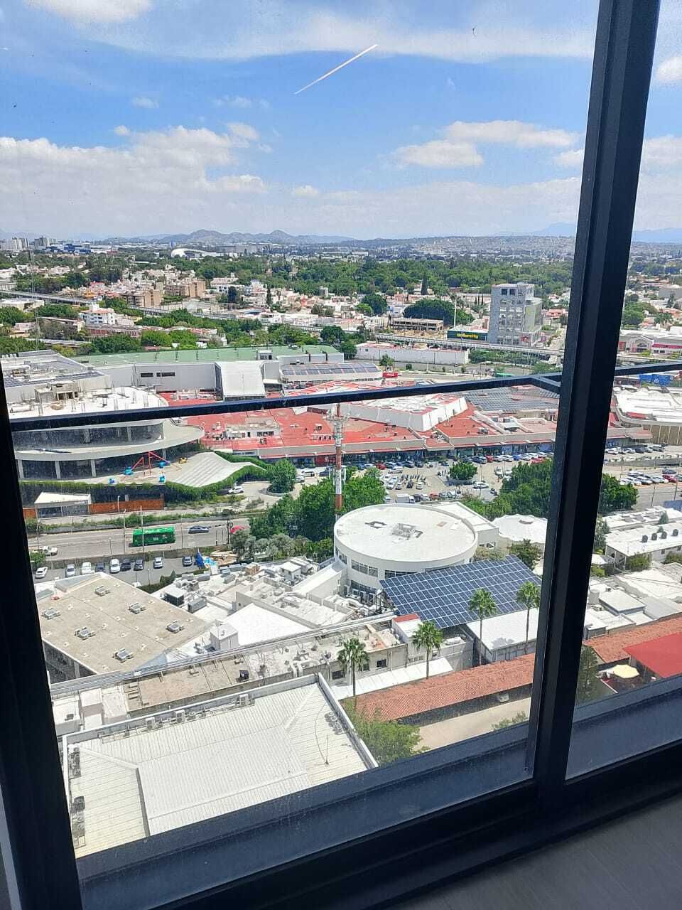 12 de 28