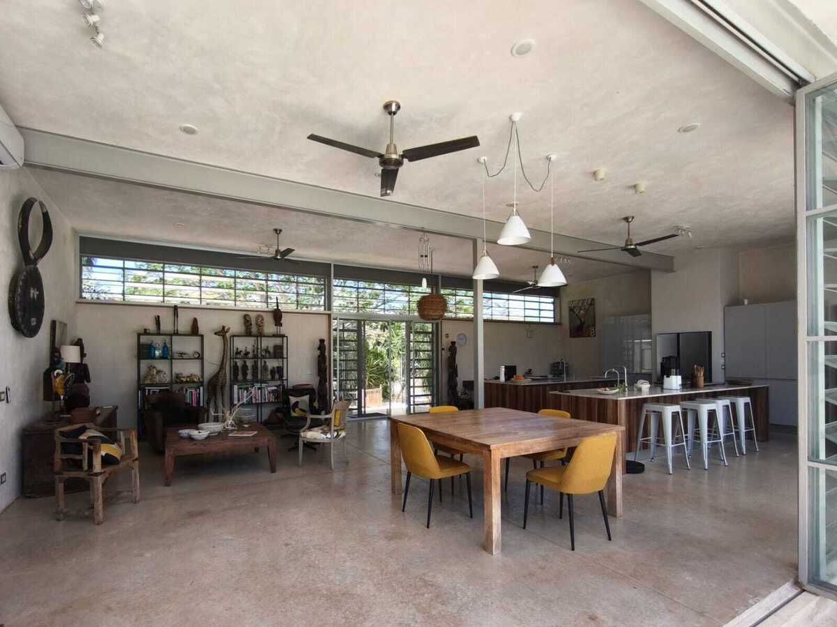 24 of 28: Sala comedor cocina abierto