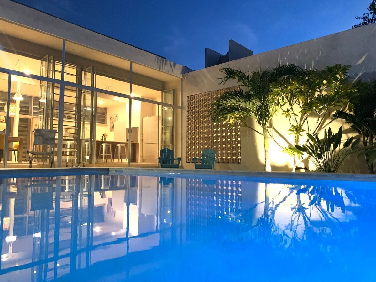 28 of 28: Piscina