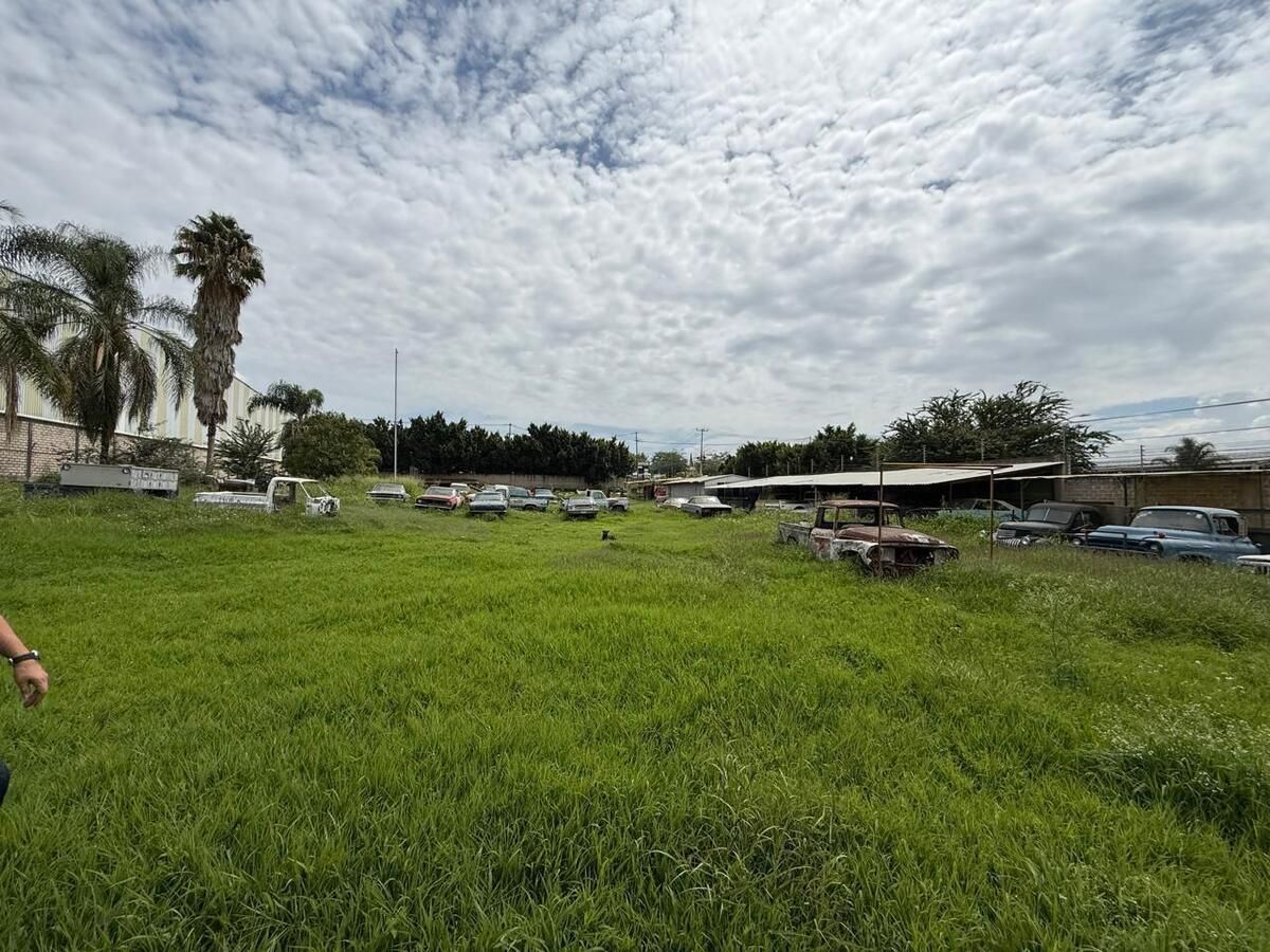 🏗️ Terreno Comercial en Venta – Esquina en Artesanos y Gobernador Curiel - foto 5