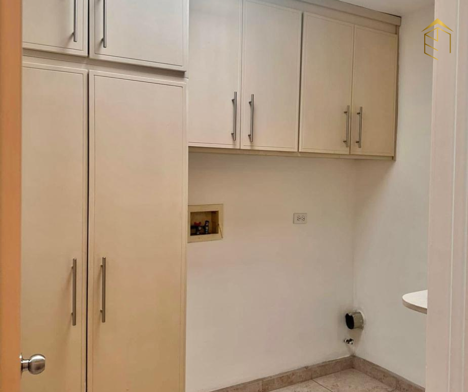 5 of 11: Cuarto de lavado