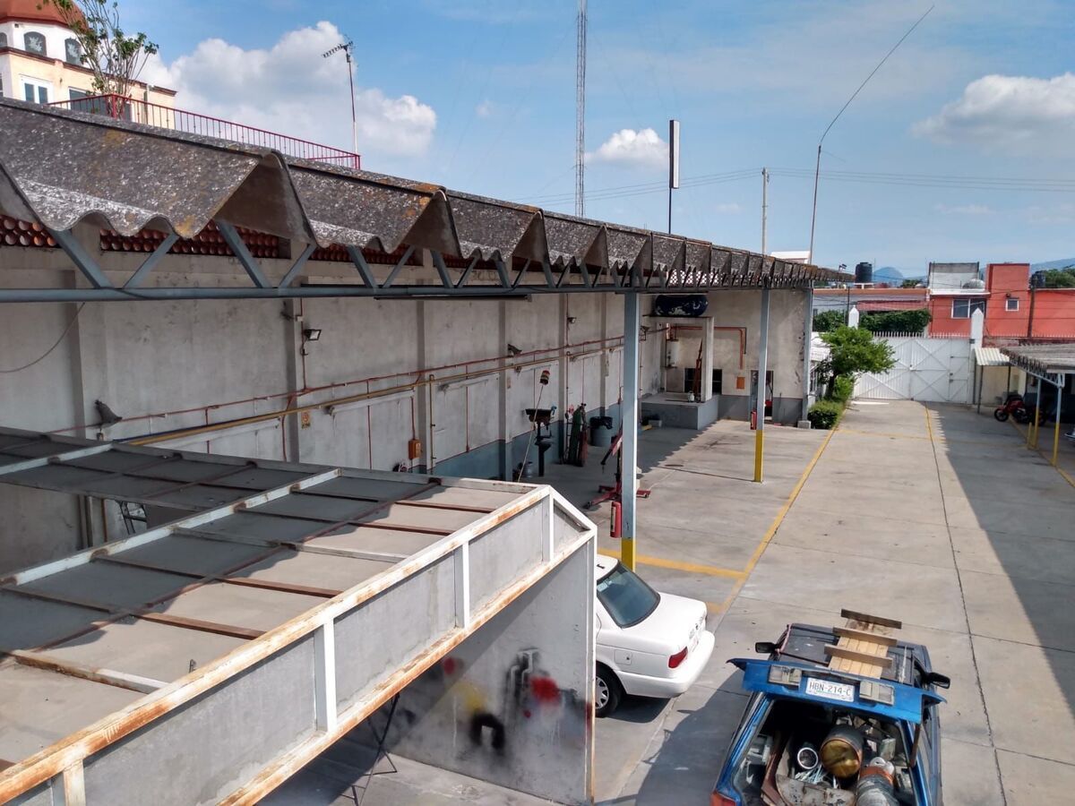 2 of 20: Taller Automotriz Renta, Cuernavaca