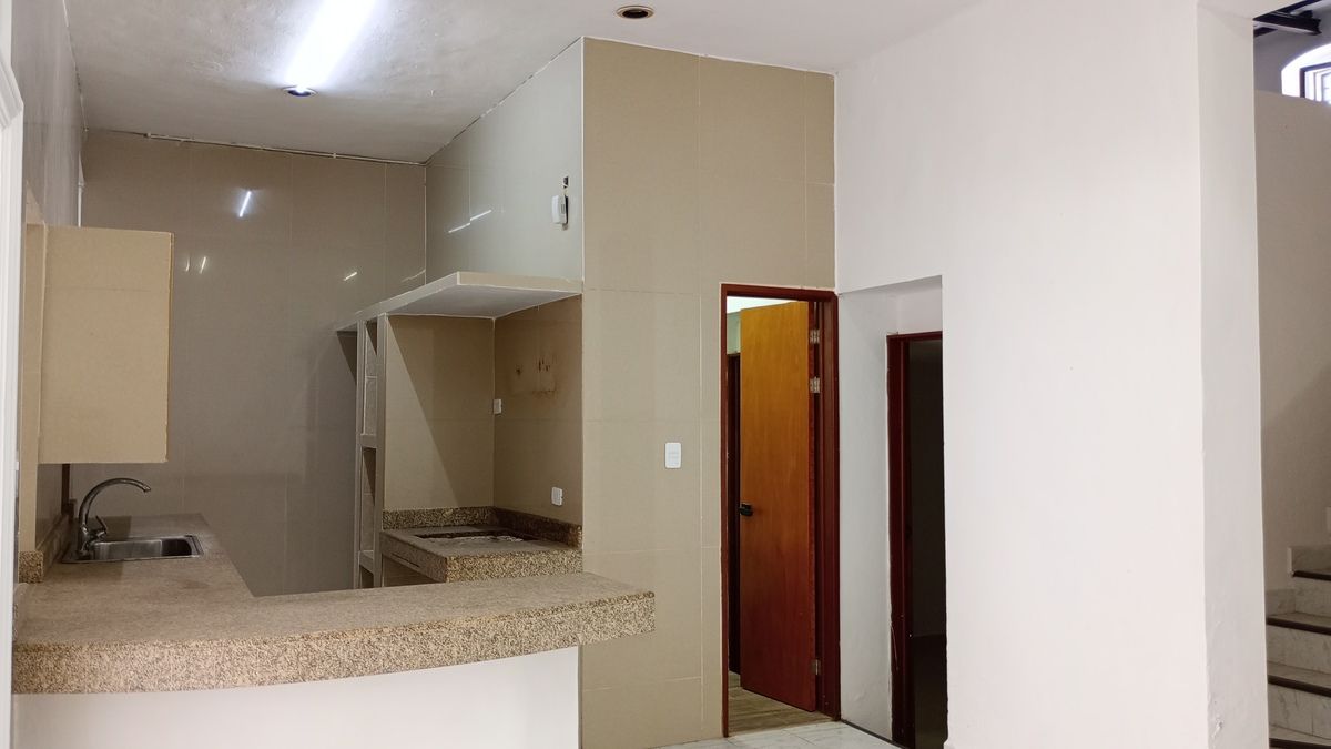 4 of 27: Cocina