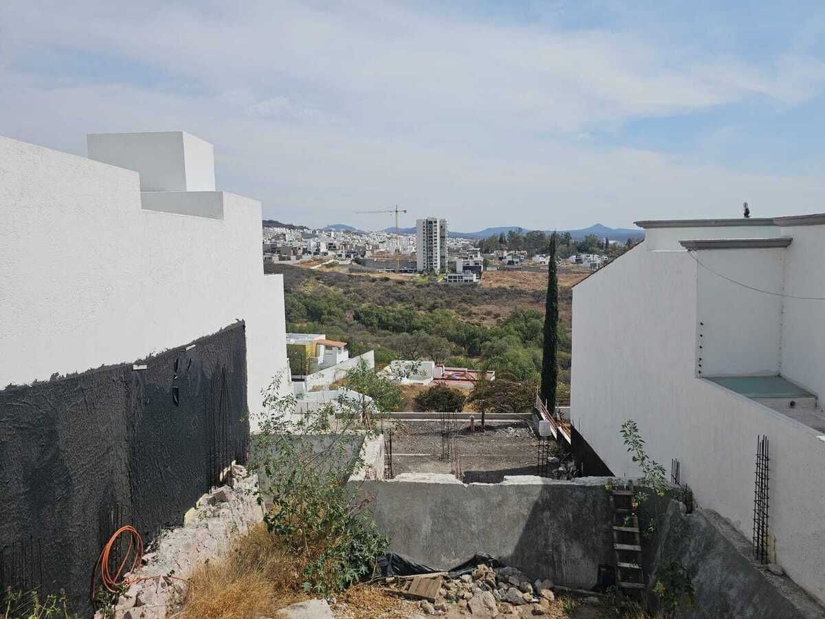 2 de 4