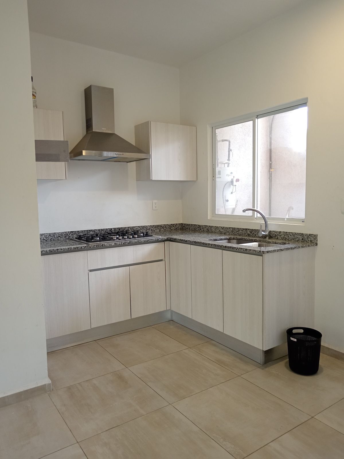 2 of 11: Cocina integral