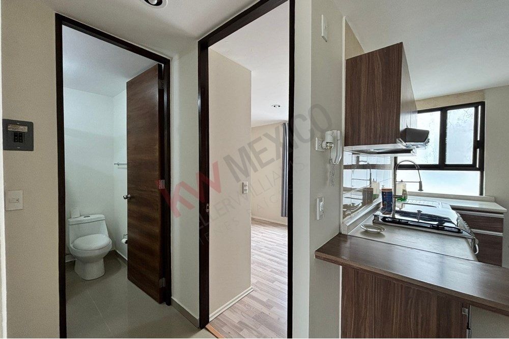 entrada a rec 2 y baño 2