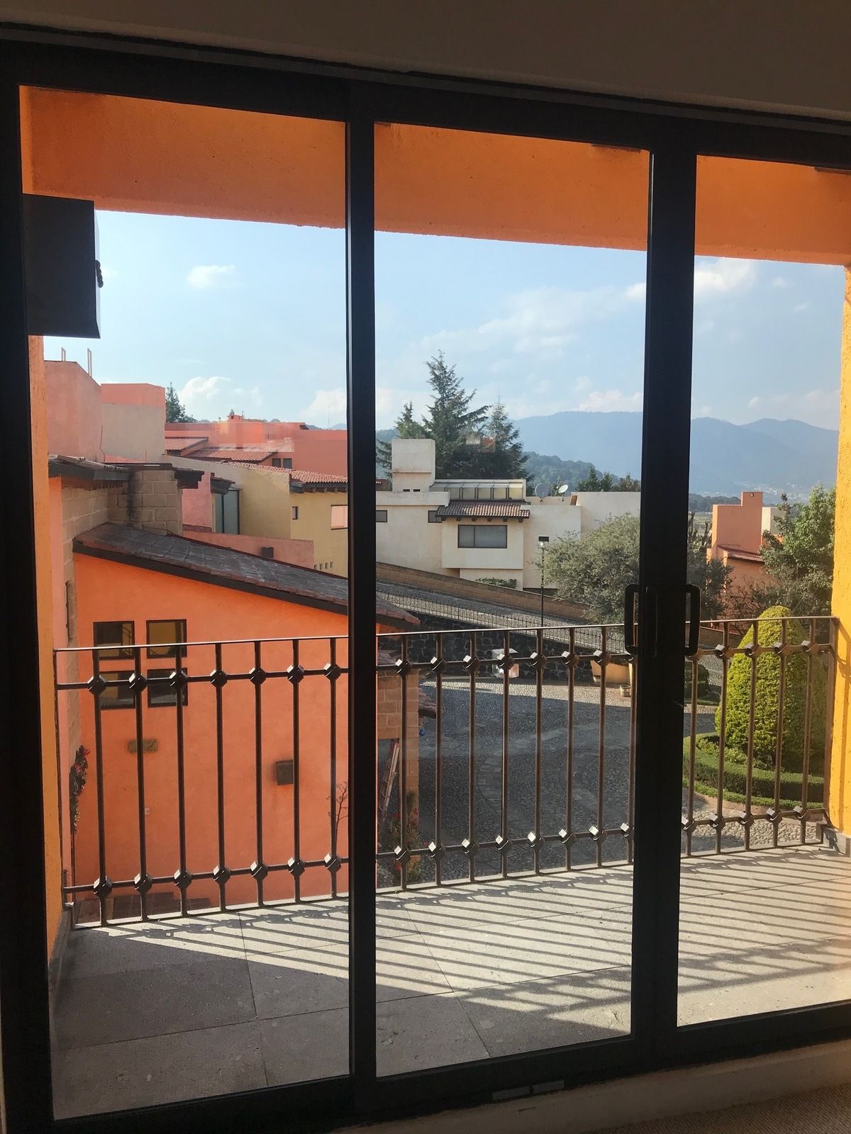 5 de 25: BALCON