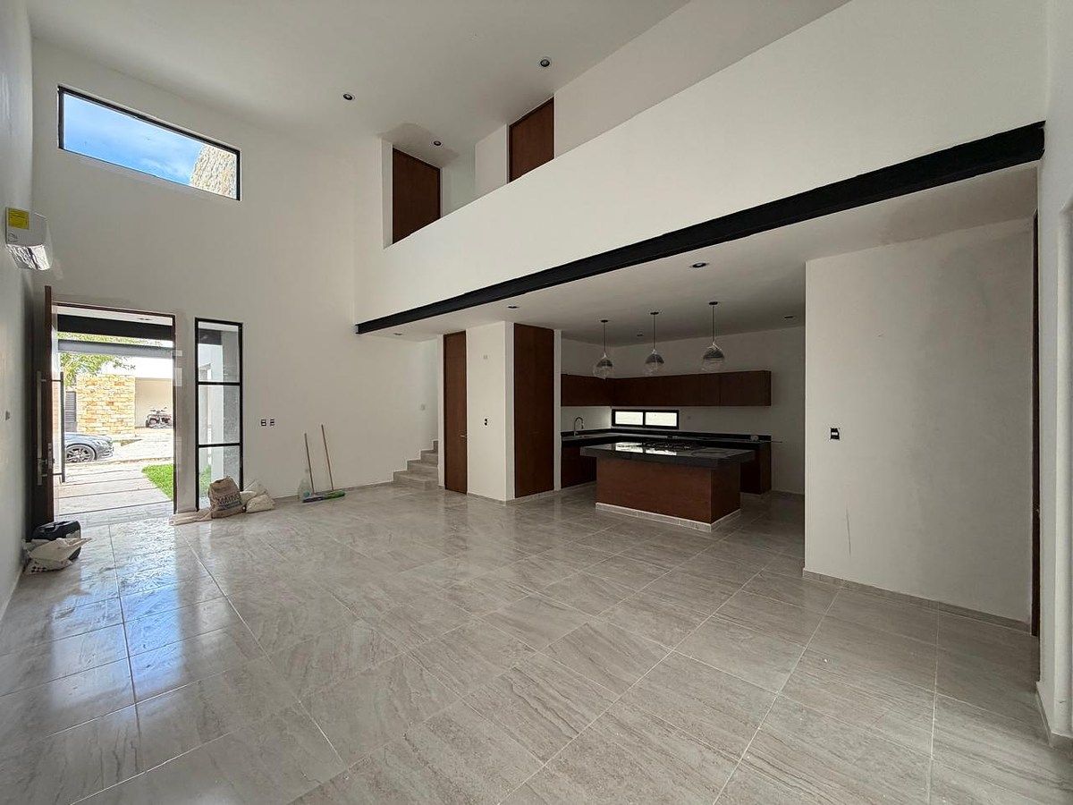 3 de 16: Sala, Comedor y Cocina