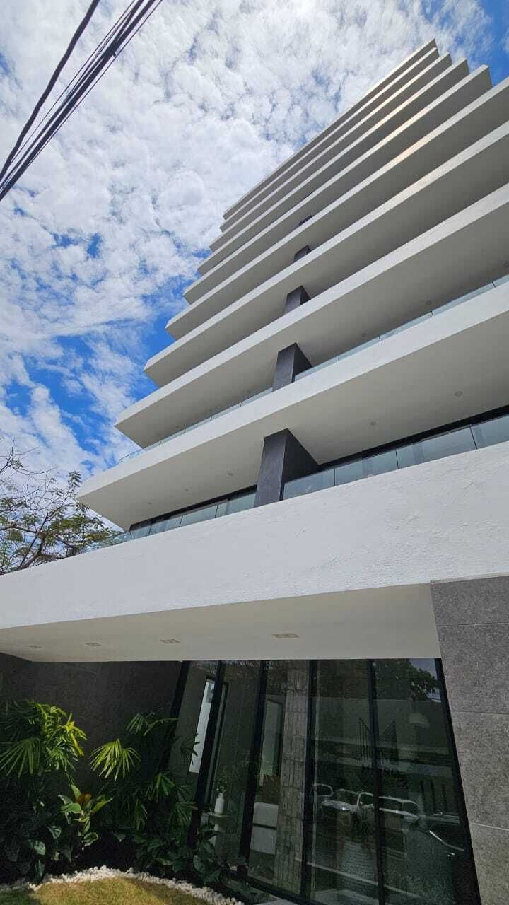 2 de 43: Torre