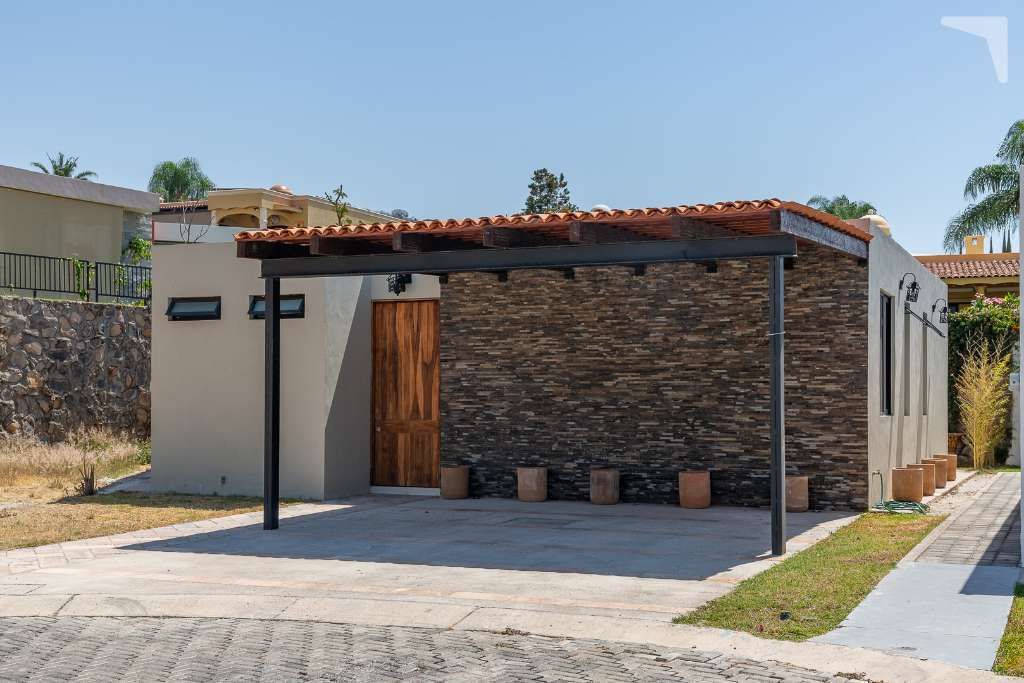 1 de 17: Casa por fuera