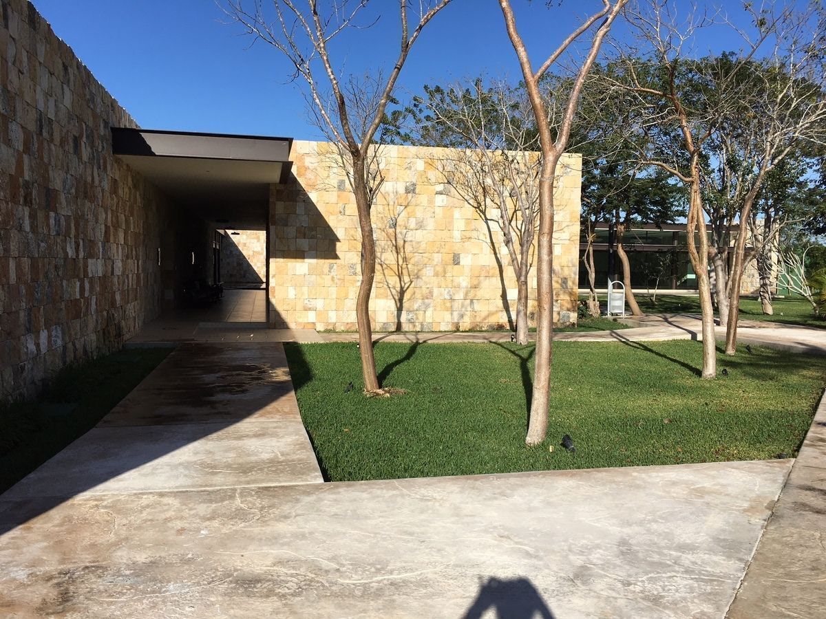 Casa en Venta de Entrega Inmediata de 4 Recámaras en Cholul, Norte de Mérida