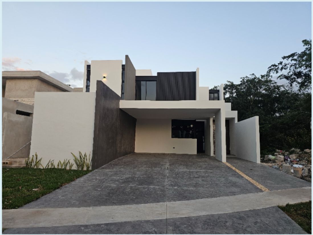 1 de 13: Fachada Principal